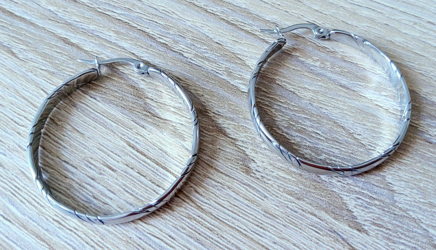 Créoles RONDES Diamètre 32 mm en acier inoxydable. Argent - PRETTY RESINE
