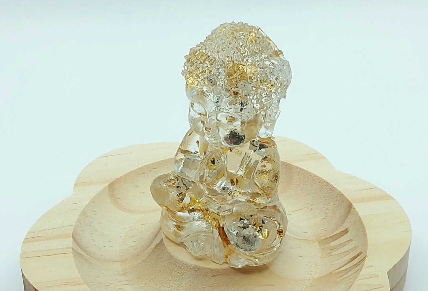 Mini statuette BOUDDHA en résine époxy. Blanc et or PRETTY RESINE