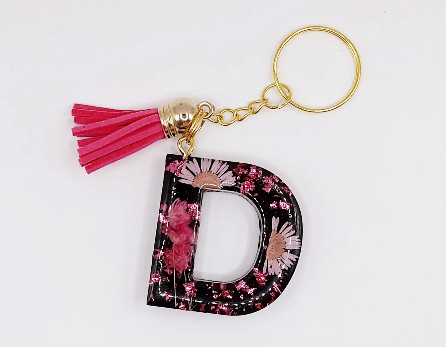 Porte-clés Lettre D en résine époxy - Noir et fleurs roses