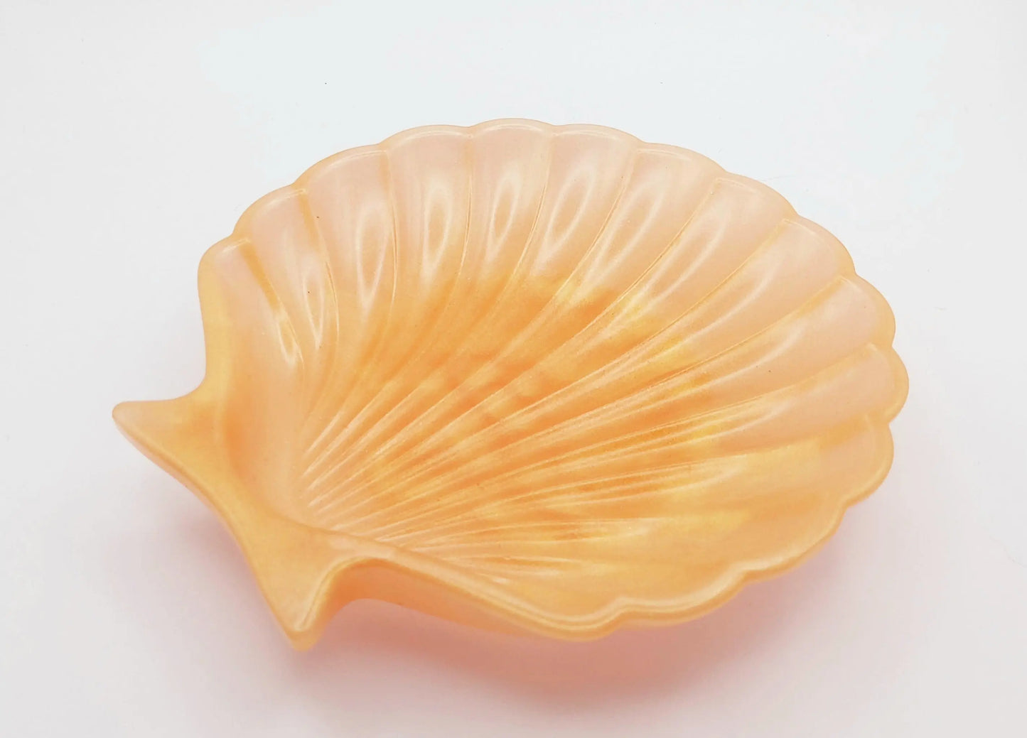 Porte-savon "Coquille" en résine époxy. Corail