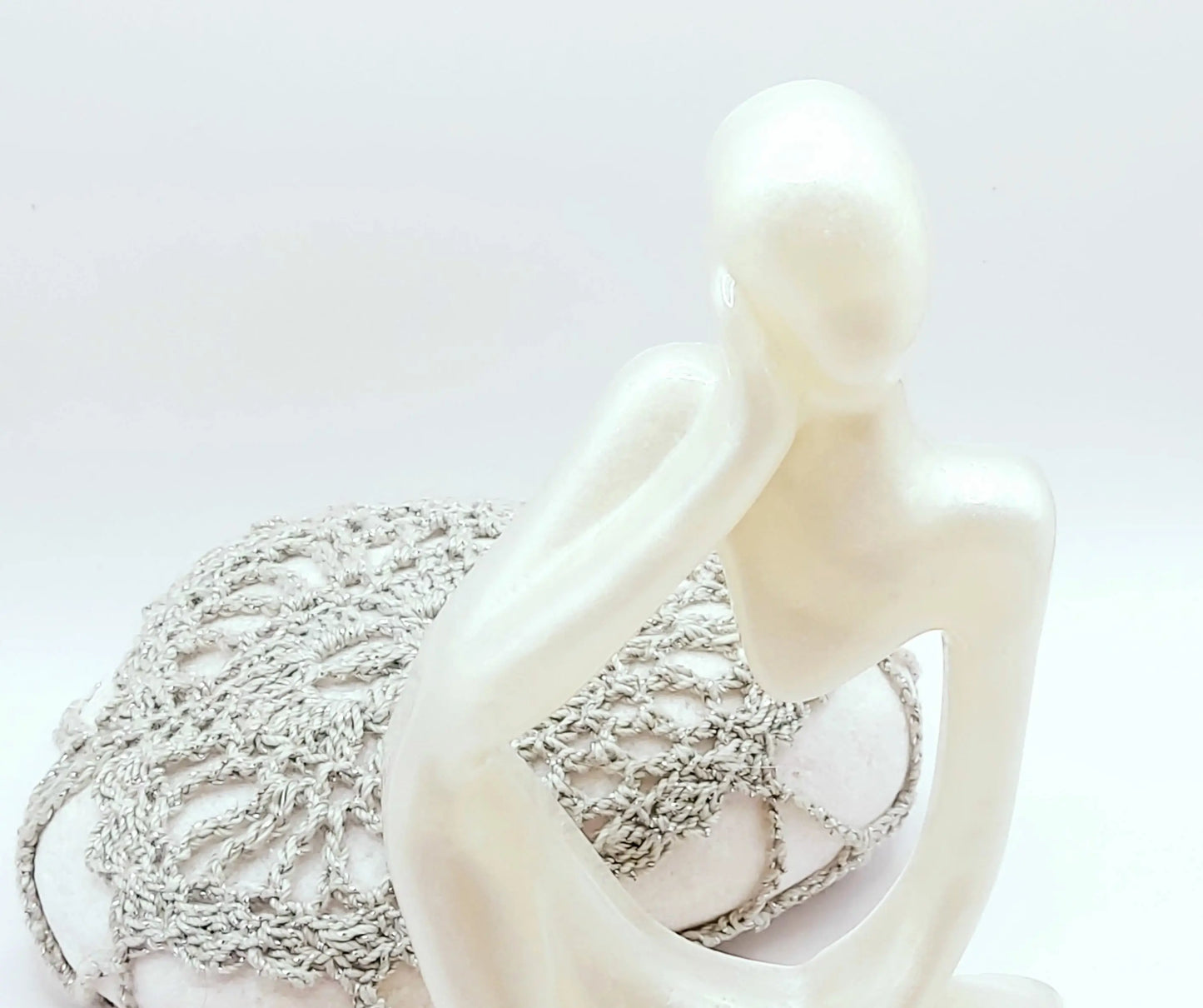 Statuette Le Penseur - Blanc nacré - PRETTY RESINE