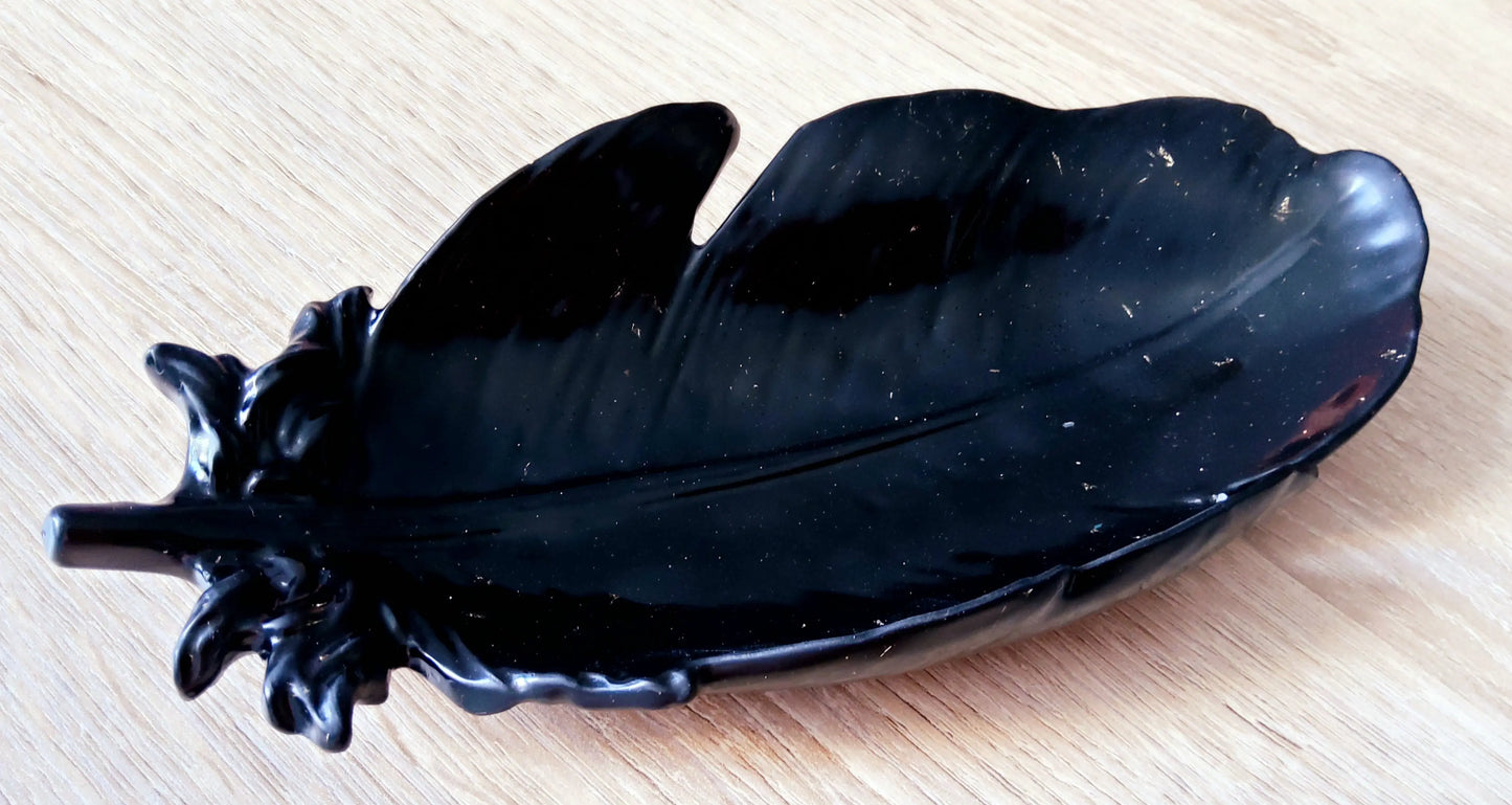 Vide-poches GRANDE PLUME en résine époxy. Noir, paillettes or - PRETTY RESINE