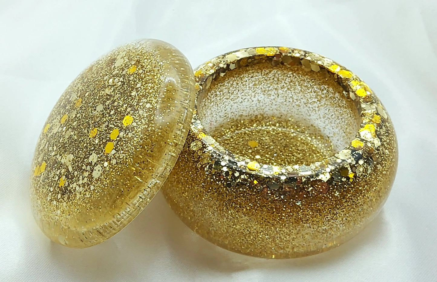 Boîte de rangement RONDE en résine époxy. Paillettes or - PRETTY RESINE