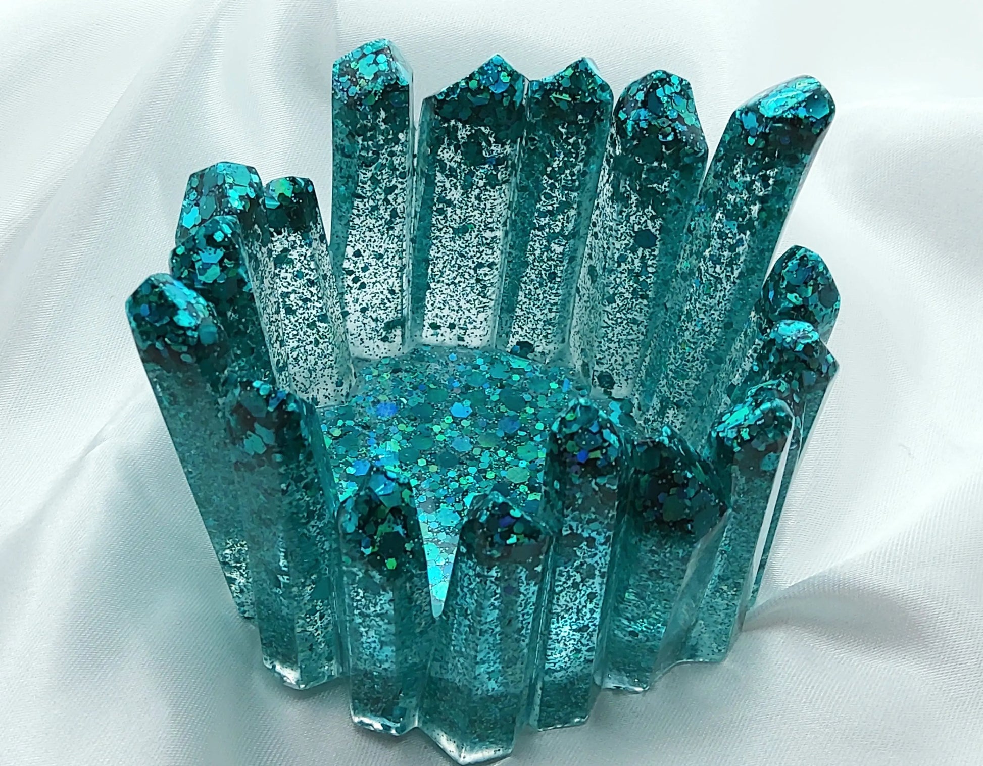 Bougeoir CRISTAL en résine époxy. Paillettes turquoise - PRETTY RESINE