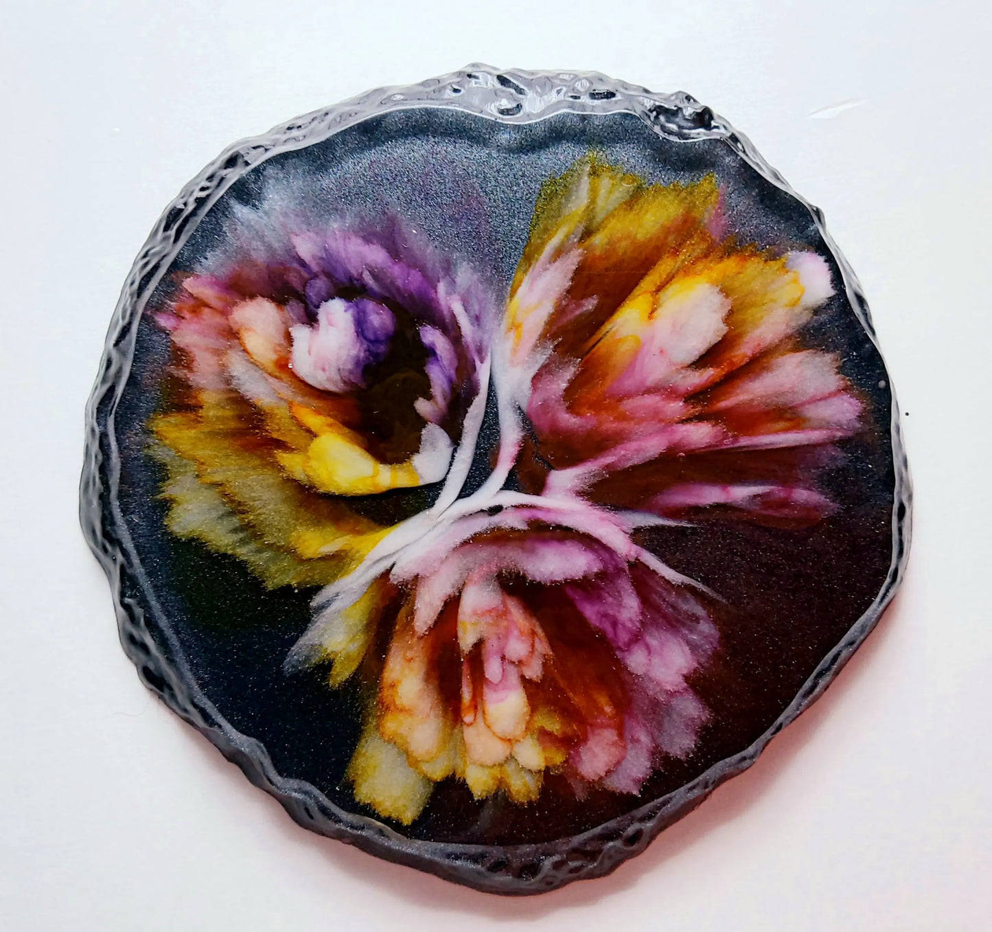 DESSOUS DE VERRES FLEURS en résine. Fleurs multicolores. Fond gris pailleté - PRETTY RESINE