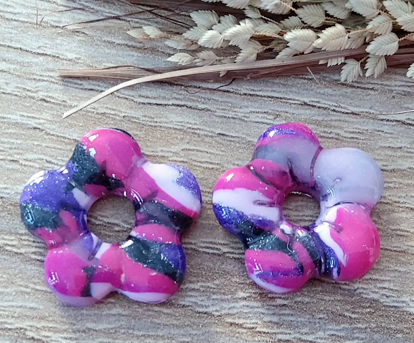 Pampilles ALBA en pâte Fimo. Marbré fuchsia, violet et gris pailleté - PRETTY RESINE