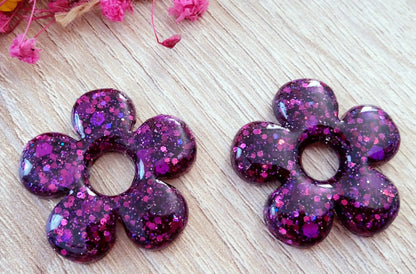 Pampilles CLARA en résine. Pailletes violettes. PRETTY RESINE