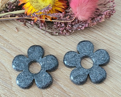 Pampilles CLARA en résine époxy. Gris anthracite pailleté - PRETTY RESINE