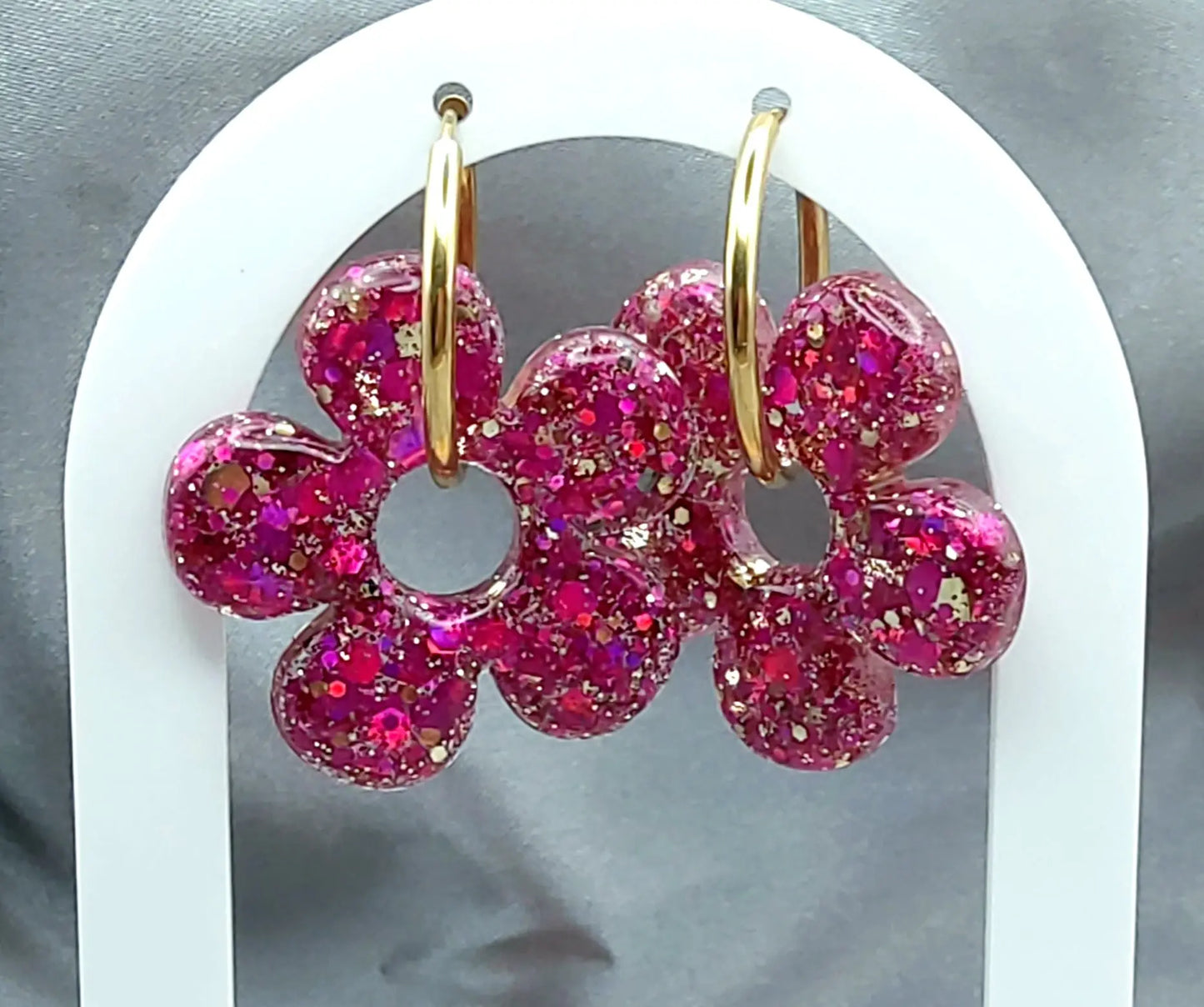 Pampilles CLARA en résine époxy. Paillettes fuchsia et or - PRETTY RESINE