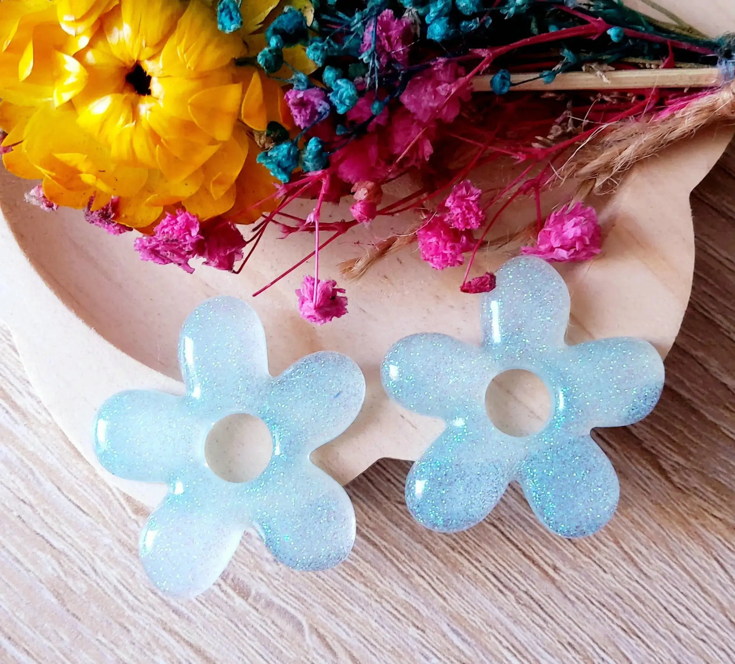 Pampilles DAISY en résine PRETTY RESINE