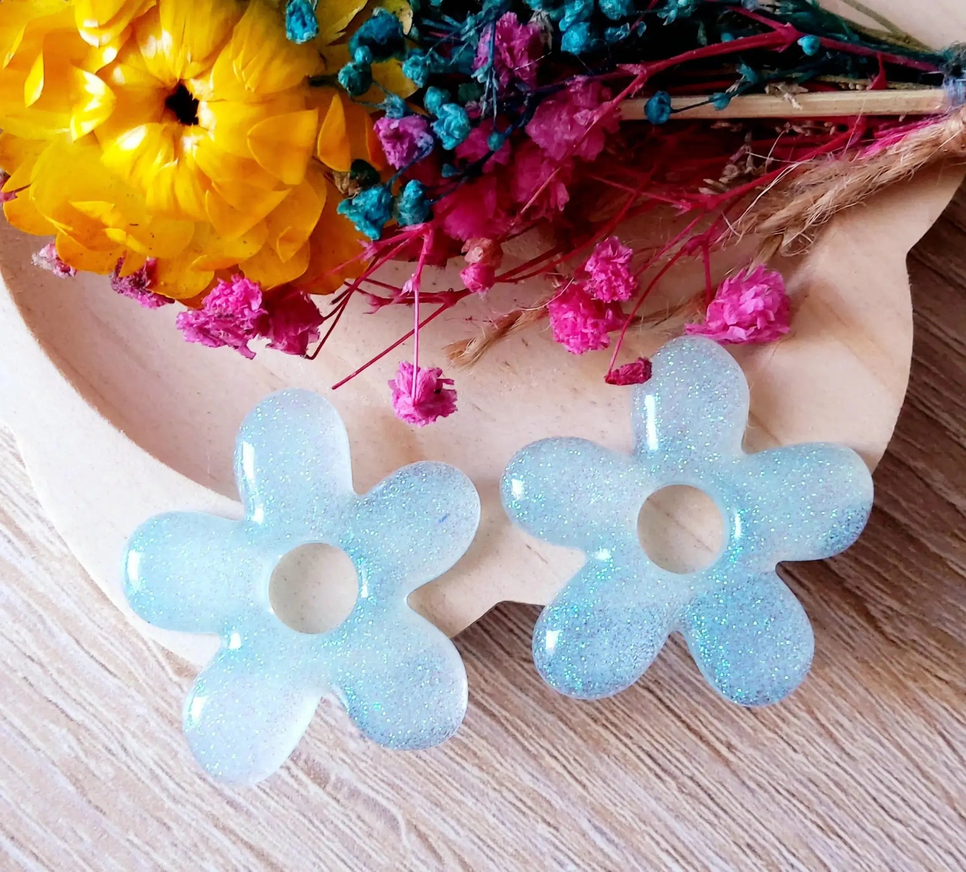 Pampilles DAISY en résine PRETTY RESINE