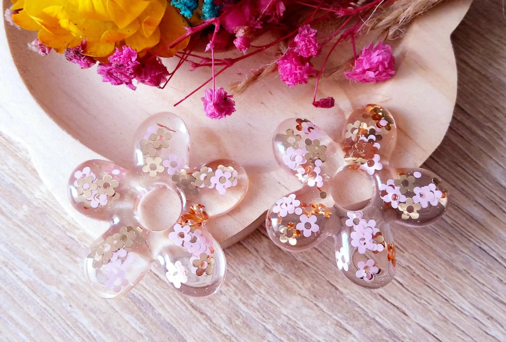 Pampilles DAISY en résine PRETTY RESINE