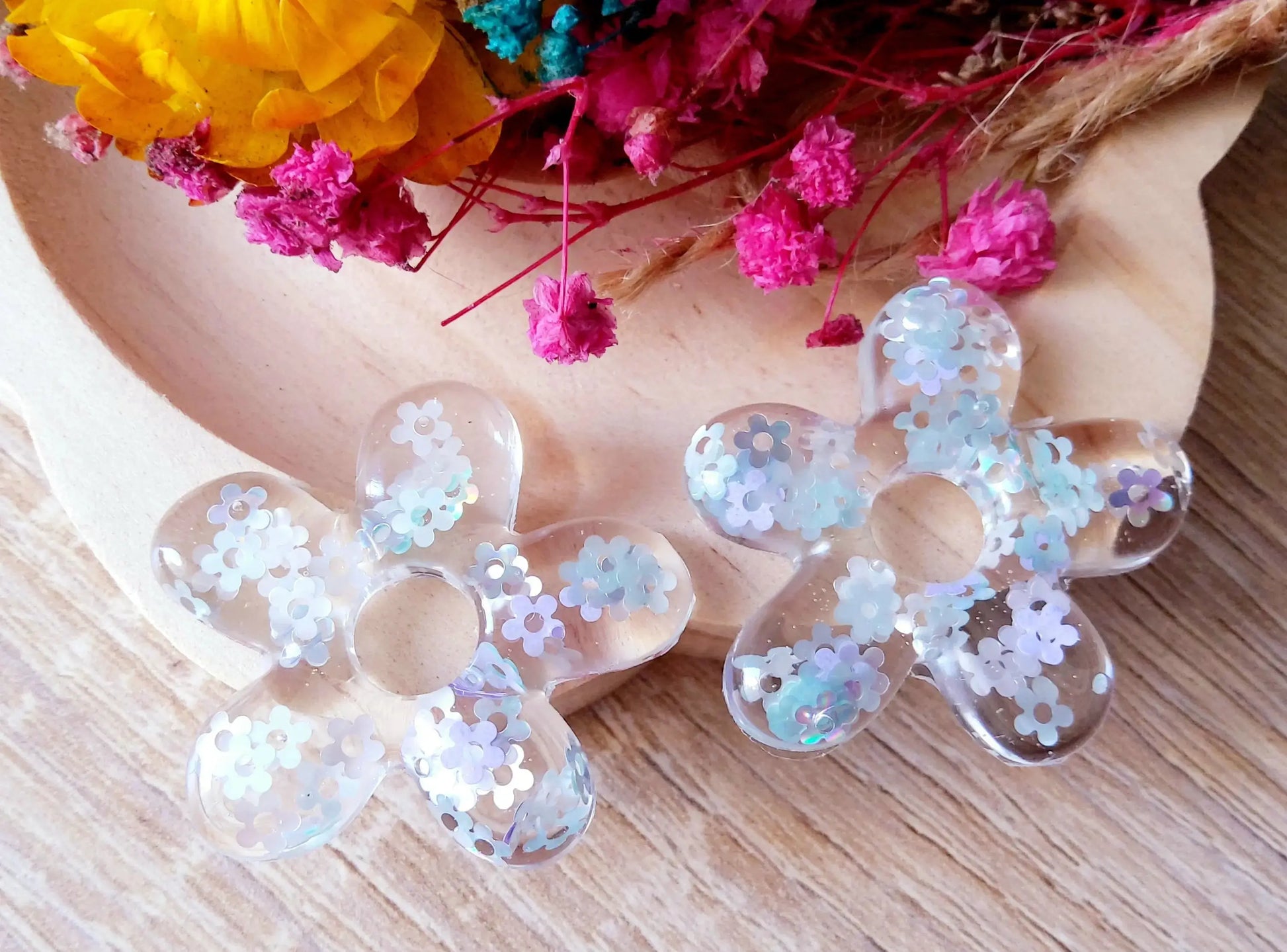 Pampilles DAISY en résine PRETTY RESINE