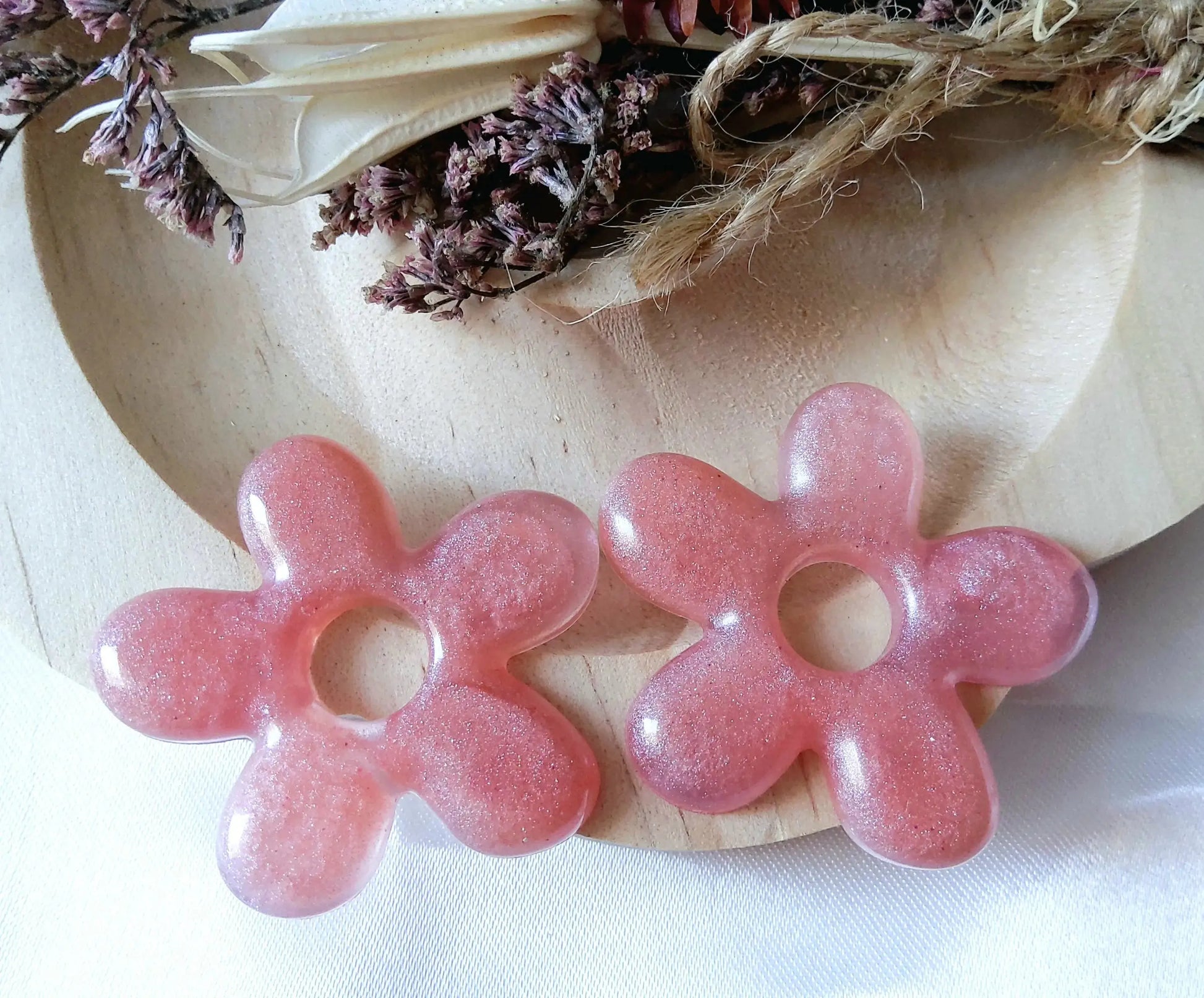 Pampilles DAISY en résine  - PRETTY RESINE