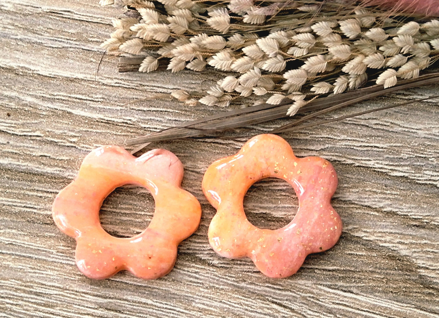 Pampilles DALIA en pâte fimo. Marbré orange et rose clair - PRETTY RESINE