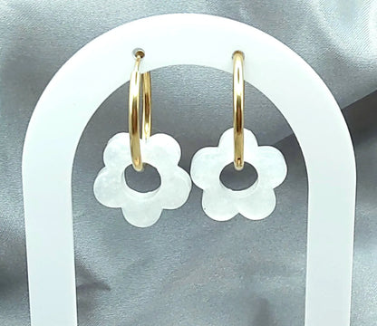 Pampilles FLORE en résine époxy. Blanc nacré - PRETTY RESINE