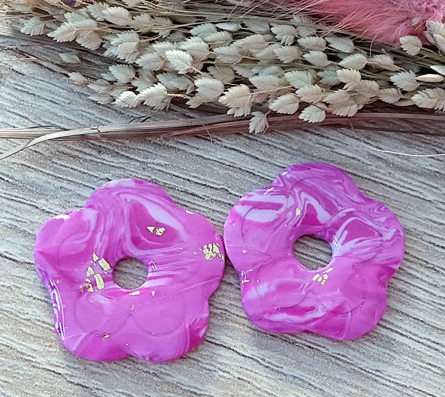 Pampilles LINA en pâte Fimo. Marbré fuchsia et blanc, feuille d'or - PRETTY RESINE