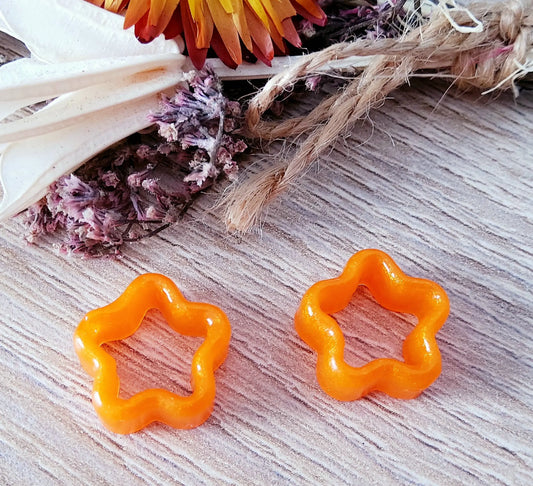 Pampilles MINI STAR en résine époxy. Orange - PRETTY RESINE