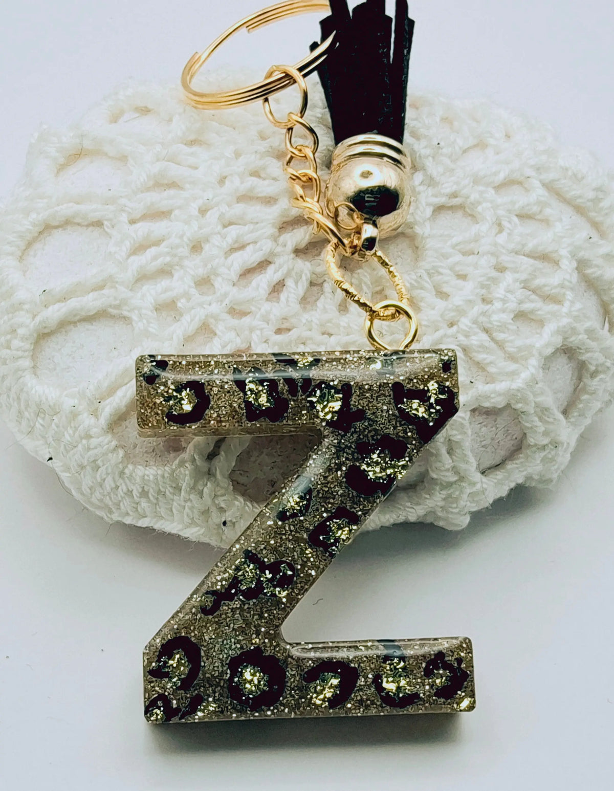 Porte-clés LETTRE Z en résine époxy. Motif léopard noir et or - PRETTY RESINE