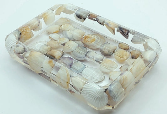 Porte-savon CARRE en résine époxy. Transparent et coquillages - PRETTY RESINE