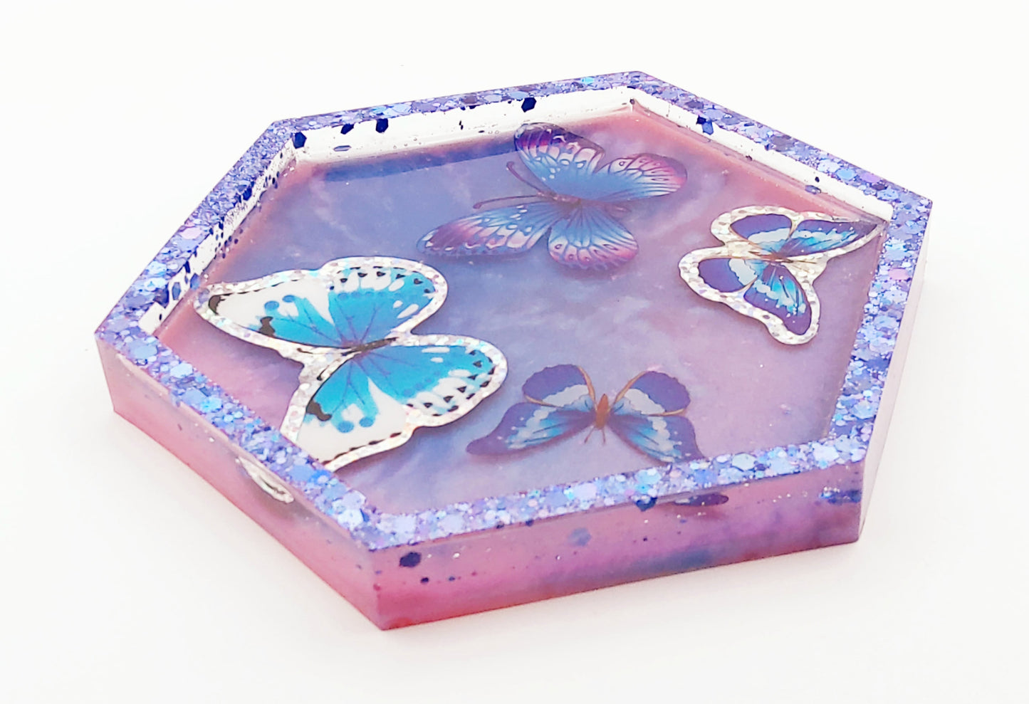 Vide-poches hexagonal en résine époxy - Bleu et mauve avec papillons